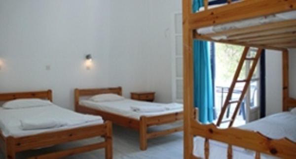 Purple Pig Stars Camping & Bungalows Mylopotas Quarto foto